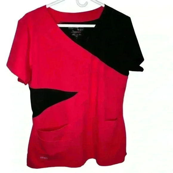 Lot of three scrub tops, Grey’s Anatomy and more sizes large and extra large - Picture 2 of 7